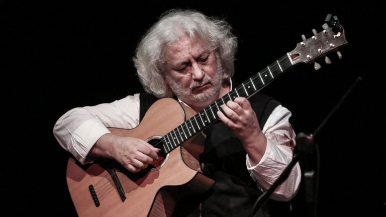 Erkan Oğur’un Yeni Albümü “Sakla” Yayında!